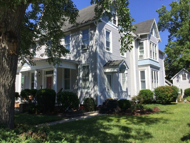 Primary Photo Of 305 N Division St, Salisbury Office Residential For Lease