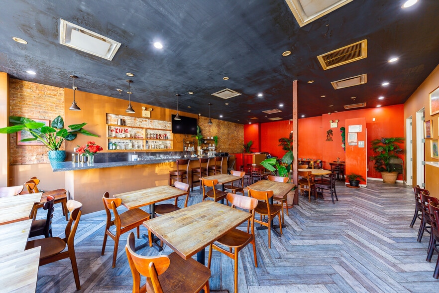 More Photos Of 671-689 Washington Ave, Brooklyn Storefront For Lease