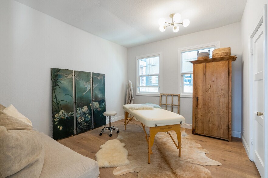 More Photos Of 125-131 Camino Alto, Mill Valley Office For Lease