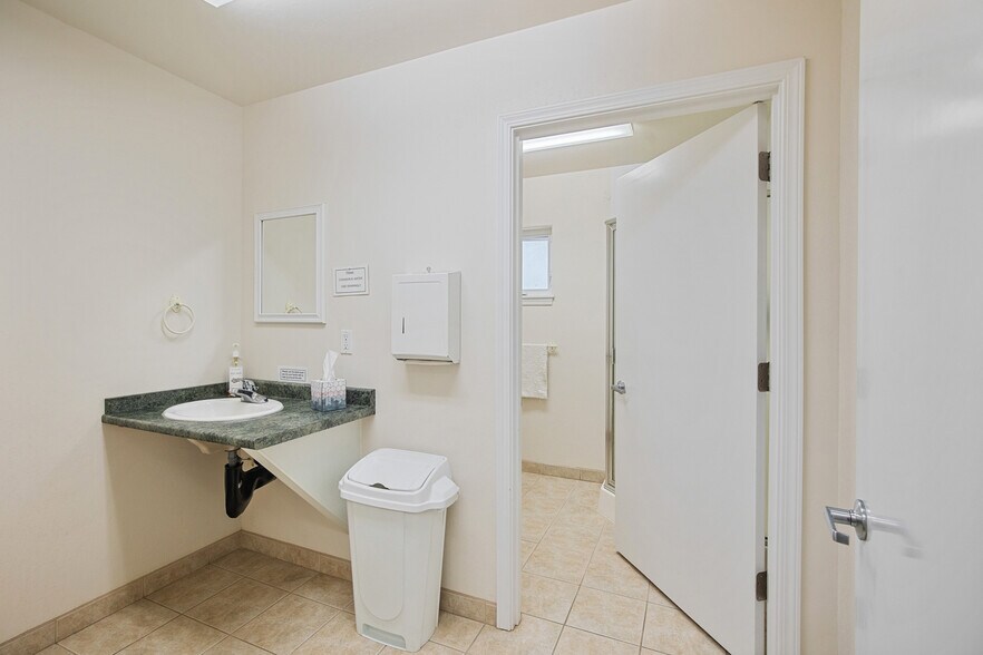 More Photos Of 459 Galice Rd, Merlin Religious Facility For Sale