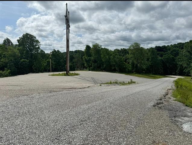 More Photos Of Bobcat, Greenup Warehouse For Sale