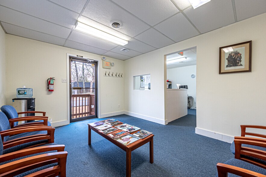 More Photos Of 1001 New Rd, Northfield Office For Sale