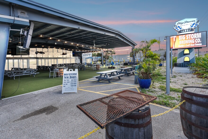 More Photos Of 12707 N 49th St, Clearwater Manufacturing For Sale