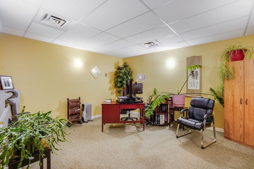 More Photos Of 1712 12th, The Dalles Medical For Sale