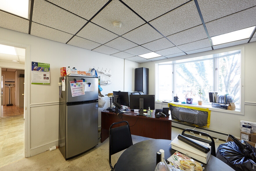 More Photos Of 2792 Egypt Rd, Audubon Medical For Sale