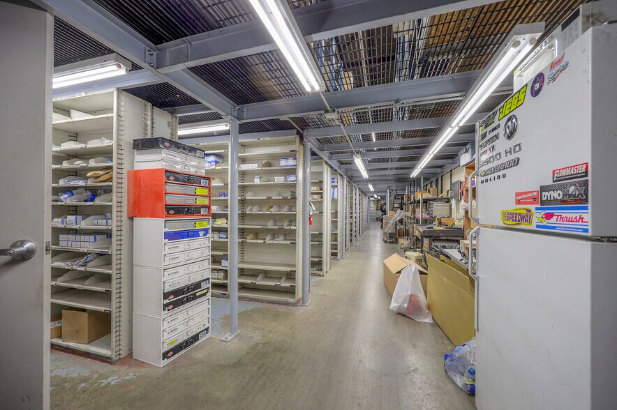 More Photos Of 3921 Frederick Ave, Saint Joseph General Retail For Sale