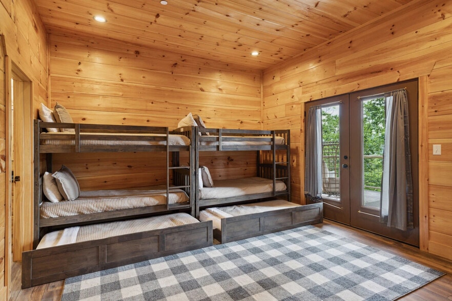 More Photos Of ,  Unknown For Sale