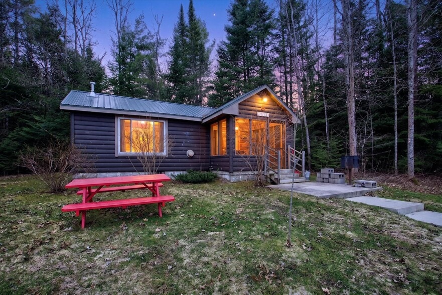More Photos Of 10935 Linger Longer Rd, Grayling Hospitality For Sale