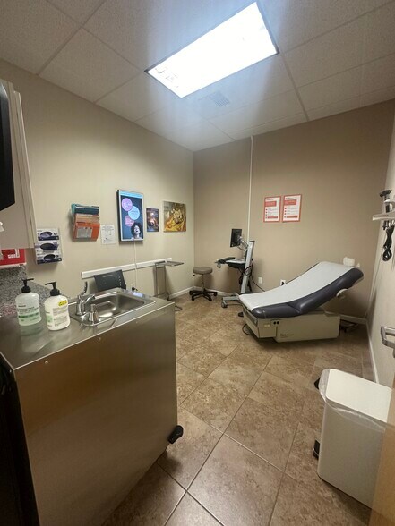 More Photos Of Prairie City Rd @ Willard Dr, Folsom Unknown For Lease