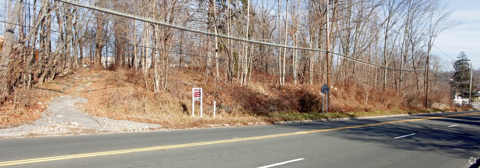 More Photos Of 3116 E Main St, Mohegan Lake Land For Lease
