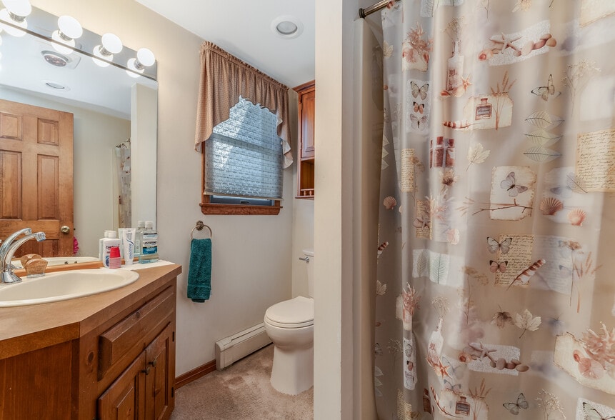 More Photos Of 5 Larison Ln, Ringoes Storefront Retail Office For Sale