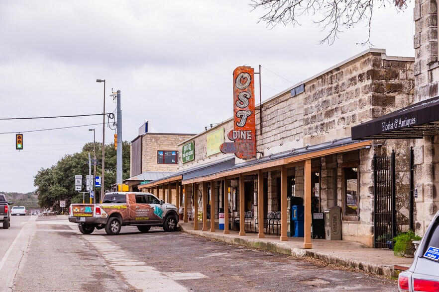 More Photos Of 311 Main St, Bandera Restaurant For Sale