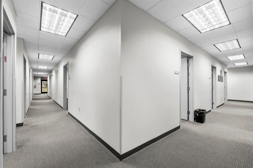 More Photos Of 7200 Highway 150, Greenville Office For Sale
