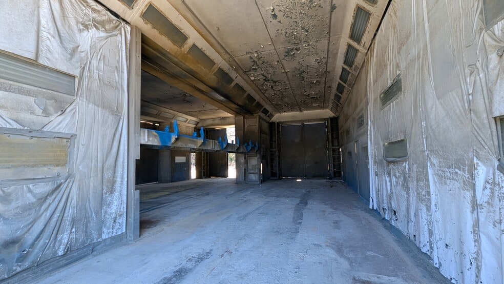 More Photos Of 112 N College Rd, Wilmington Warehouse For Sale