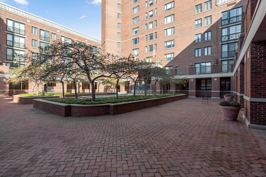More Photos Of 10 Rogers St, Cambridge Apartments For Lease