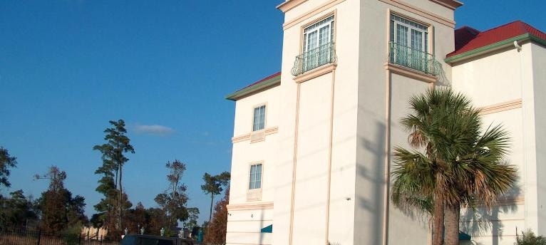 More Photos Of 415 Fm 1960 Rd E, Houston Hotel For Sale