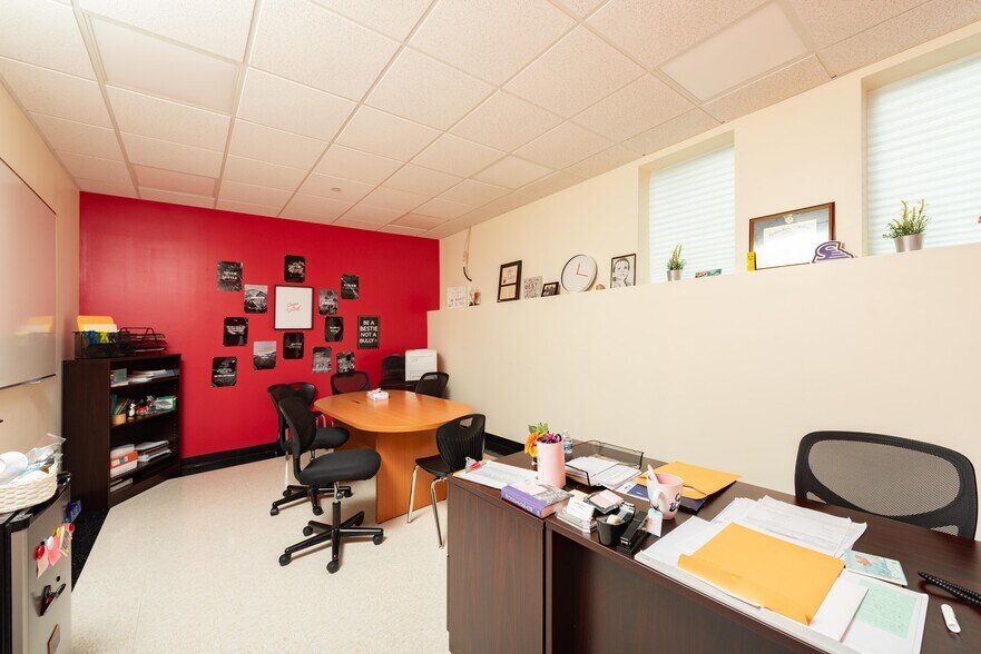 More Photos Of 661 Centre St, Brockton Medical For Sale