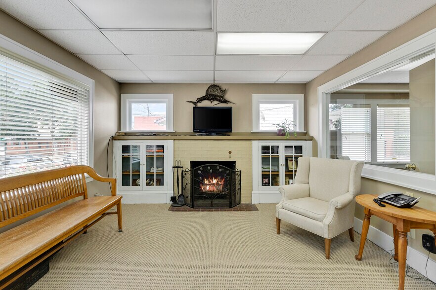 More Photos Of 1742 NE 43rd Ave, Portland Office Residential For Sale