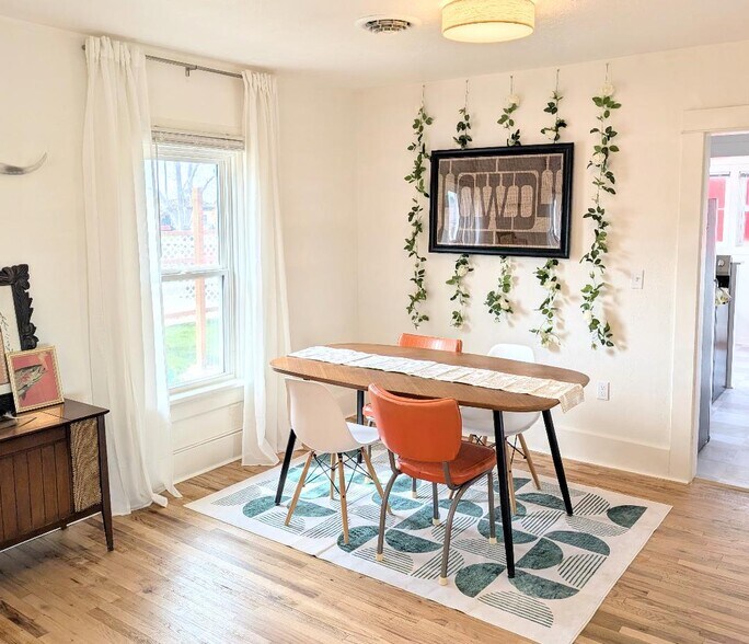 More Photos Of 520 N State St, Hagerman Specialty For Sale