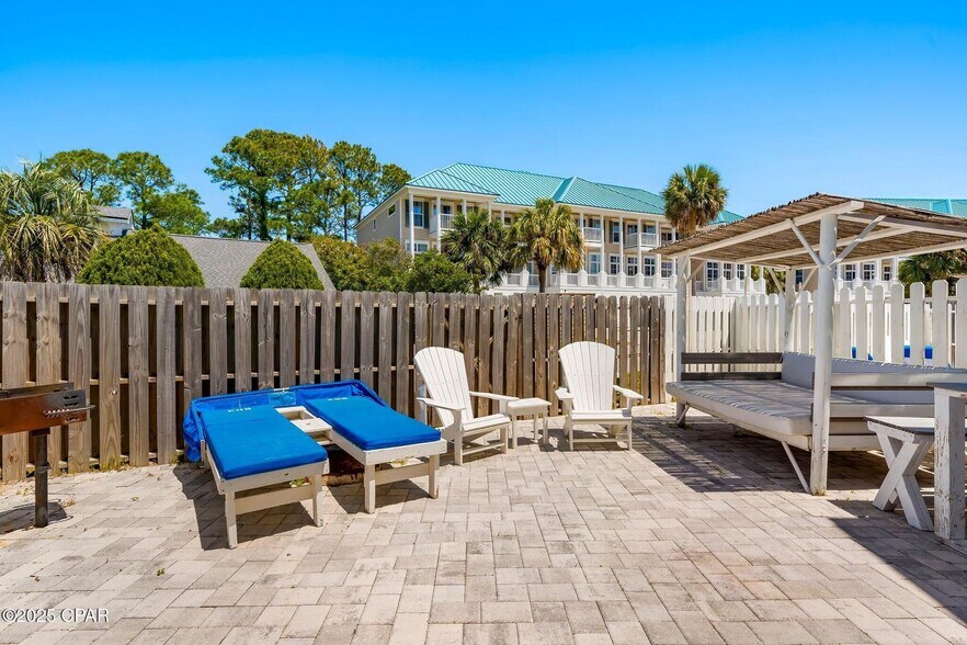 More Photos Of 10609 Parkhill Cir, Panama City Beach Apartments For Sale
