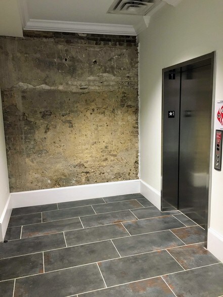 More Photos Of 28 Broad St, Charleston Coworking Space