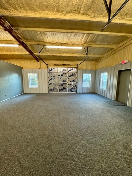 More Photos Of 1413 N Muskogee Pl, Claremore Office For Sale