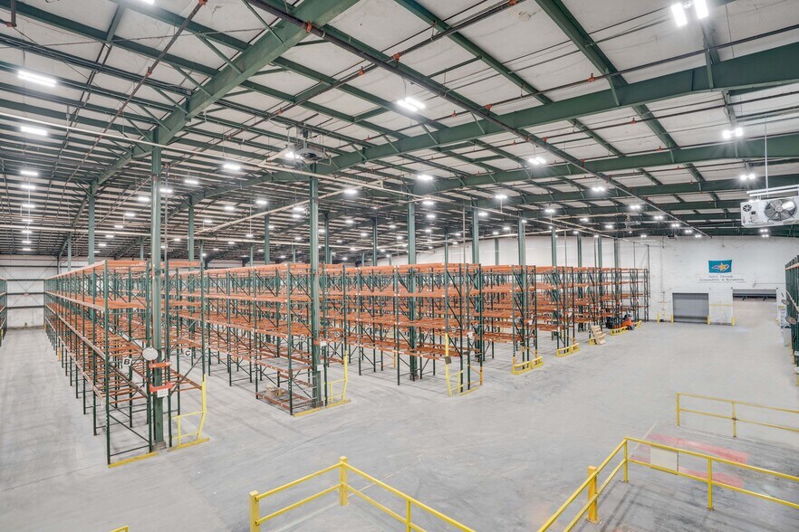 More Photos Of 3400 Westinghouse Blvd, Charlotte Manufacturing For Lease