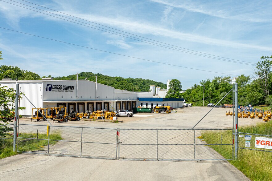 More Photos Of 12 Eighty Four Dr, Eighty Four Refrigeration Cold Storage For Lease