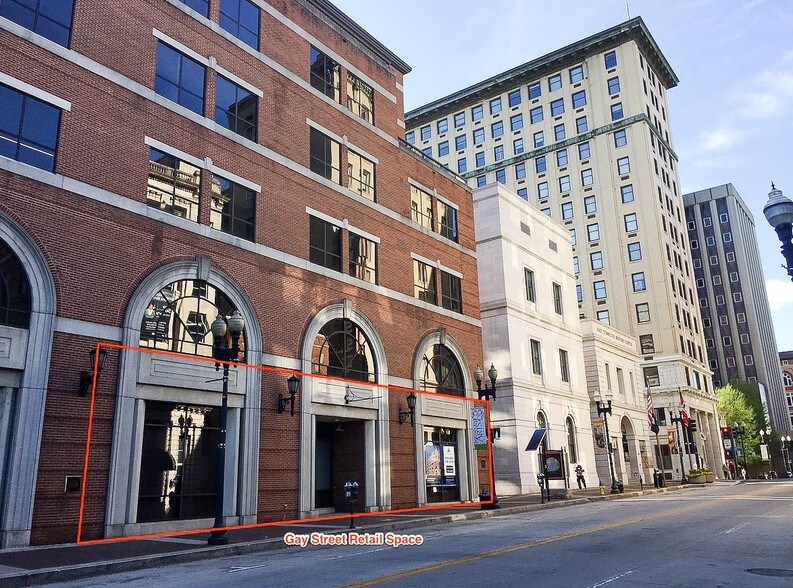 More Photos Of 625 S Gay St, Knoxville Office For Lease