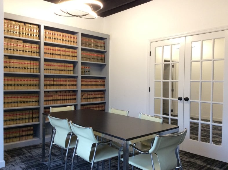 More Photos Of 1187 Broad St, Bridgeport Office For Lease