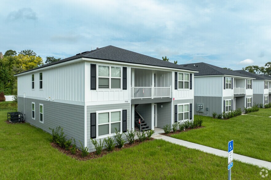More Photos Of 9612 Hood Rd, Jacksonville Apartments For Sale