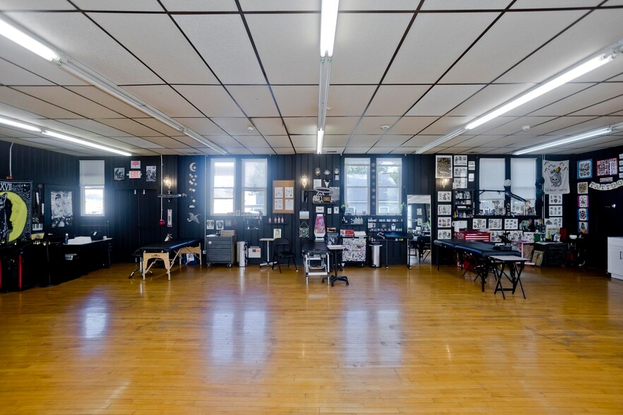 More Photos Of 52 Gladdu Ave, Chicopee General Retail For Sale