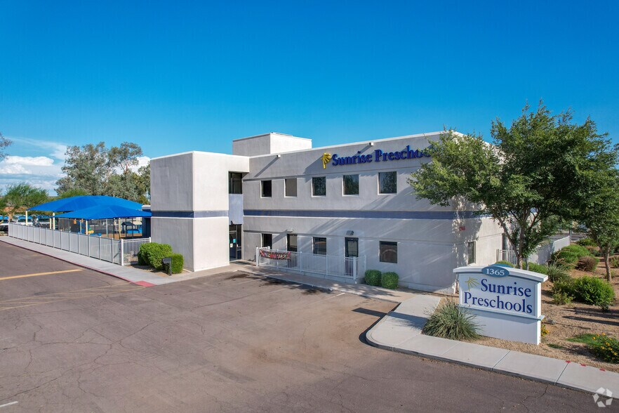 Primary Photo Of 1365 S Gilbert Rd, Mesa Daycare Center For Sale