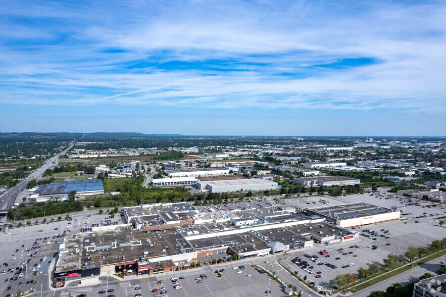 More Photos Of 777 Guelph Line, Burlington Storefront For Lease