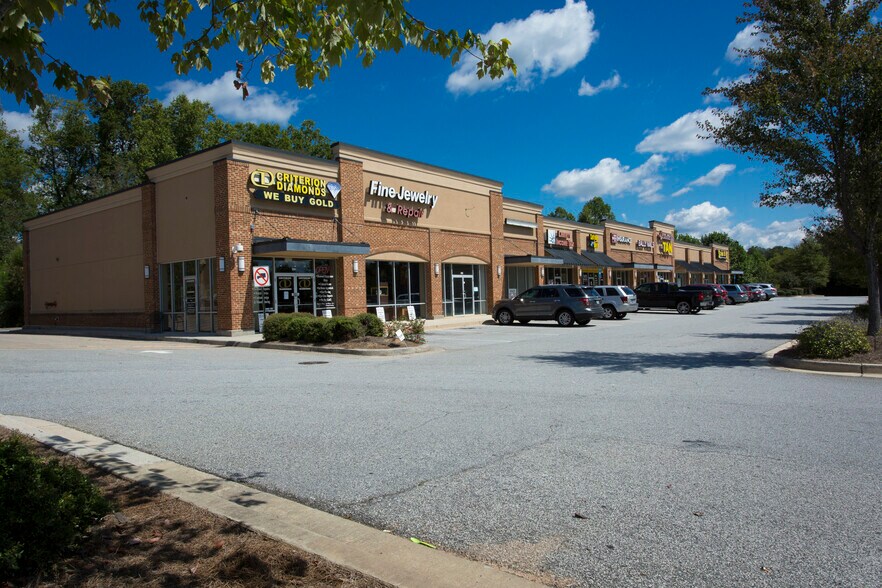 More Photos Of 5157 Jimmy Lee Smith Pky, Hiram Unknown For Lease