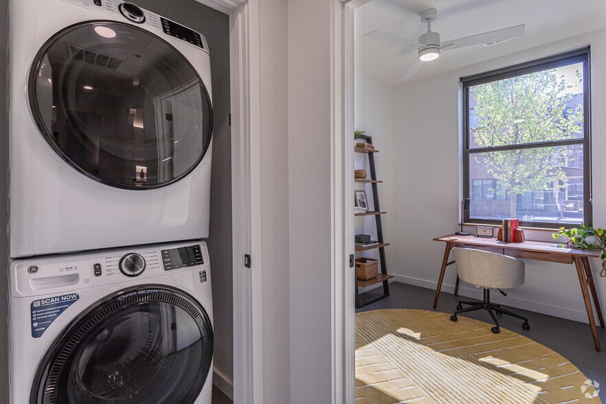 More Photos Of 337 SE 3rd St, Bentonville Apartments For Lease