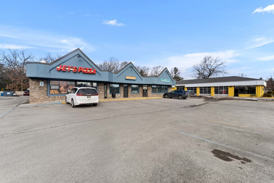 More Photos Of 1126-1130 S Garfield Ave, Traverse City Storefront For Sale