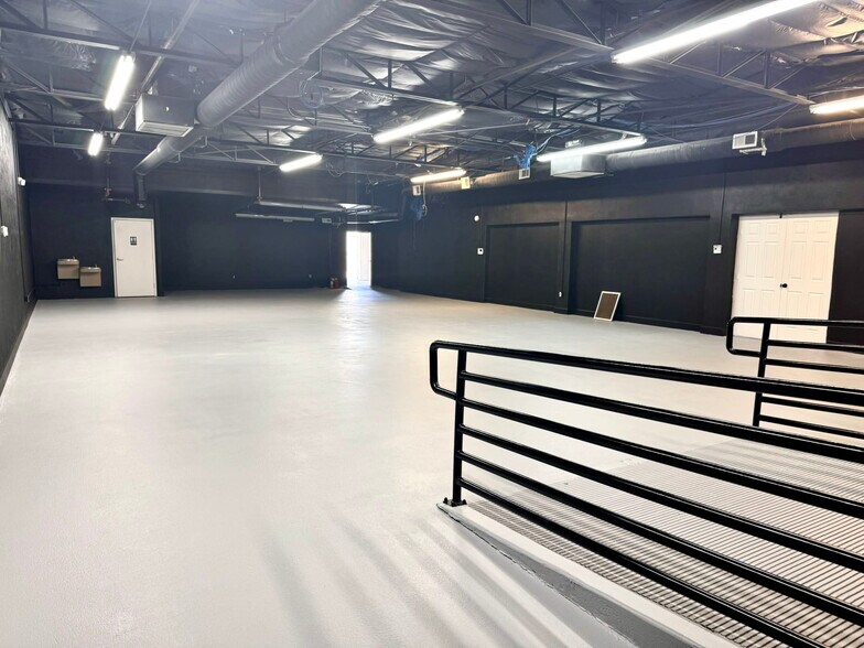 More Photos Of 1612 E Southern Ave, Phoenix Freestanding For Sale