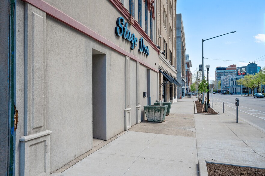 More Photos Of 34-38 N Jefferson St, Dayton Office For Sale