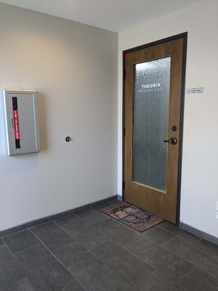 More Photos Of 6253 Grand River Rd, Brighton Unknown For Lease