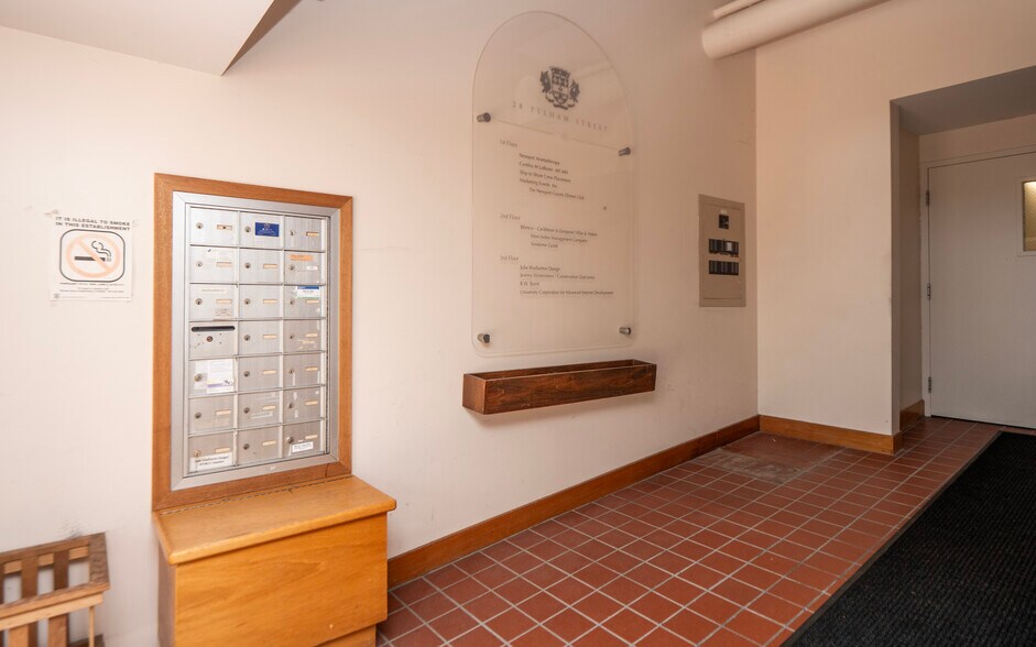 More Photos Of 28 Pelham St, Newport Office For Sale