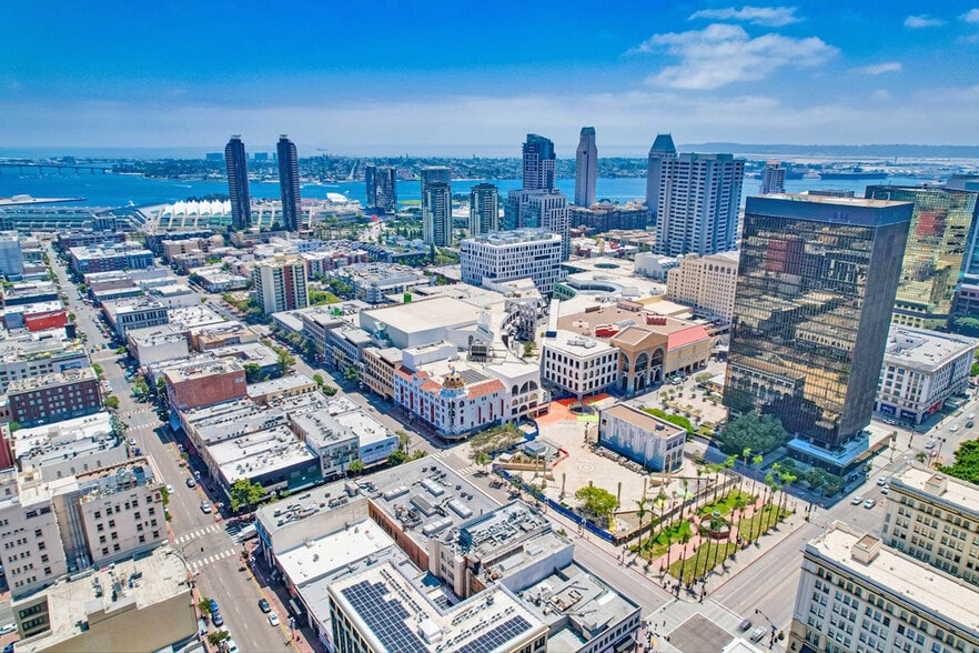 More Photos Of 400-426 E St, San Diego Storefront Retail Office For Sale