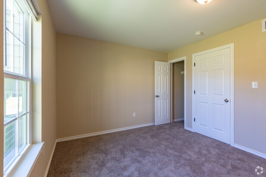 More Photos Of 475 S Denver St, Vidor Apartments For Sale