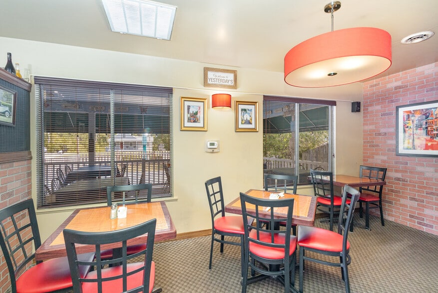 More Photos Of 15220 Kings Hwy, Montross Restaurant For Sale