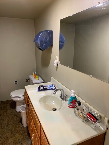 More Photos Of 330 Strode Ave, Coatesville Auto Repair For Sale