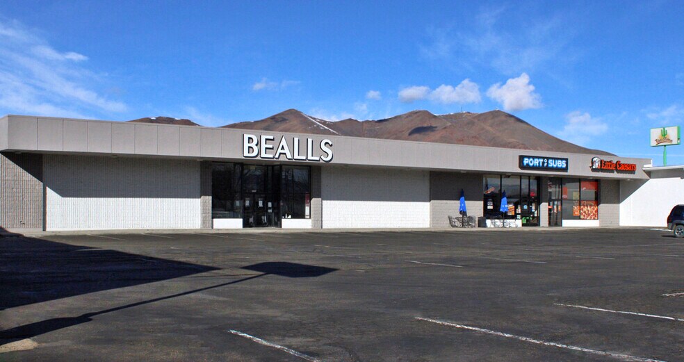 Primary Photo Of 1500 W 3rd St, Winnemucca Unknown For Lease