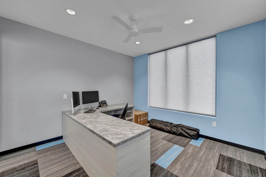 More Photos Of 8425 Station St, Mentor Freestanding For Sale