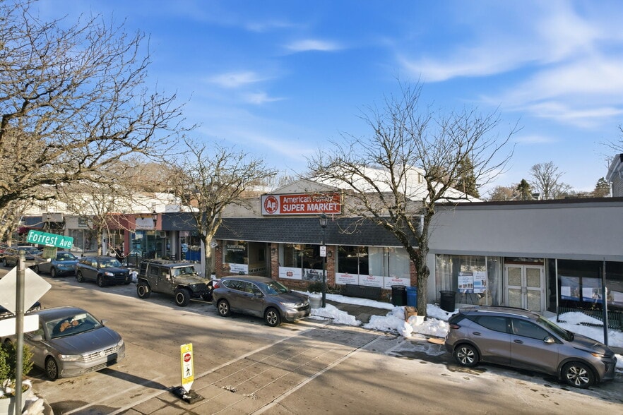 More Photos Of 228-252 Haverford Ave, Narberth Unknown For Lease