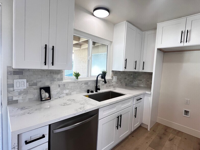 More Photos Of 13262 Verde St, Garden Grove Apartments For Sale