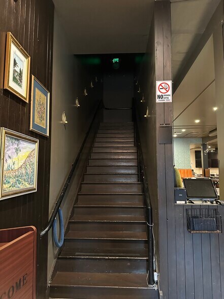 More Photos Of 141-143 N La Brea Ave, Los Angeles Restaurant For Sale